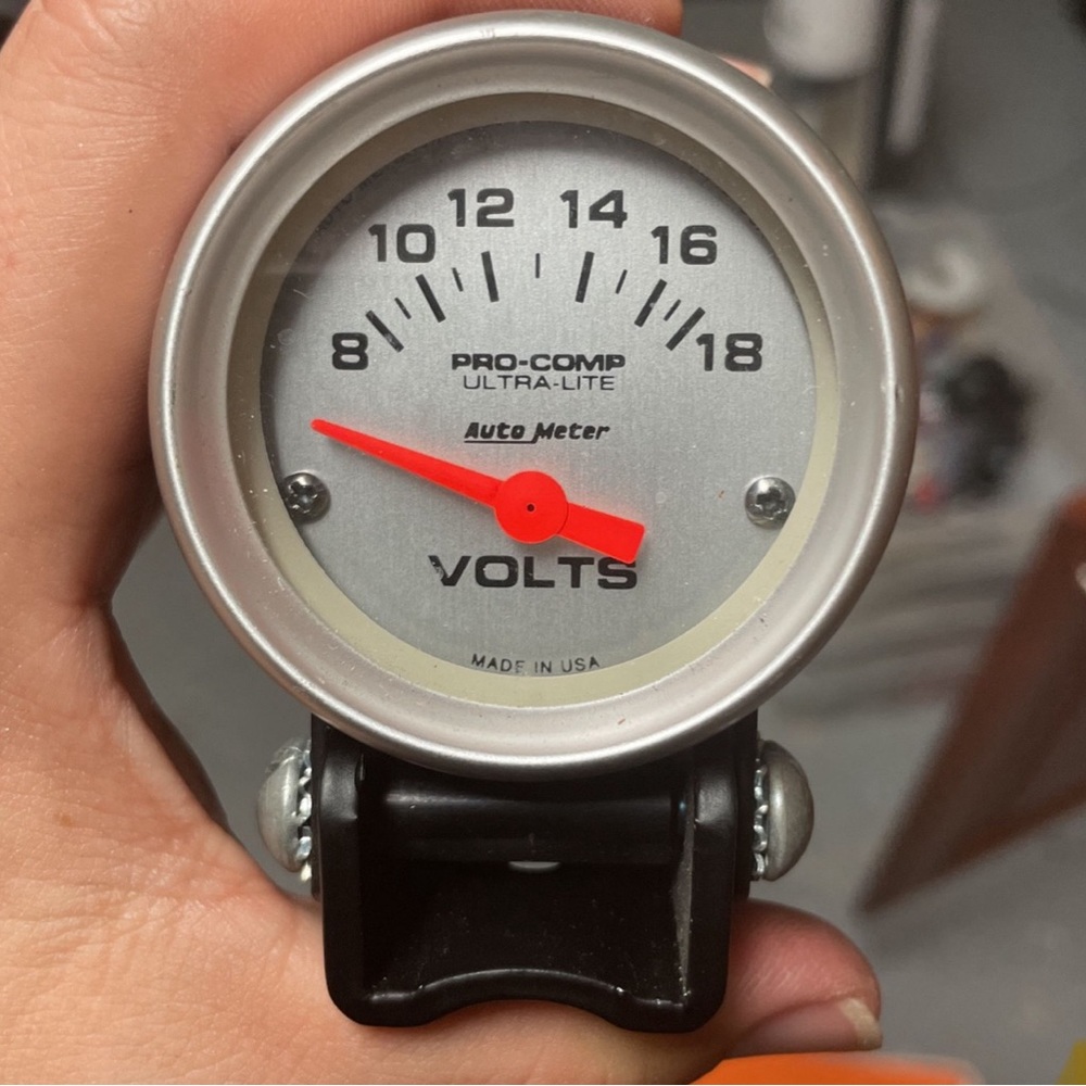 Autometer Electric Voltmeter gauge